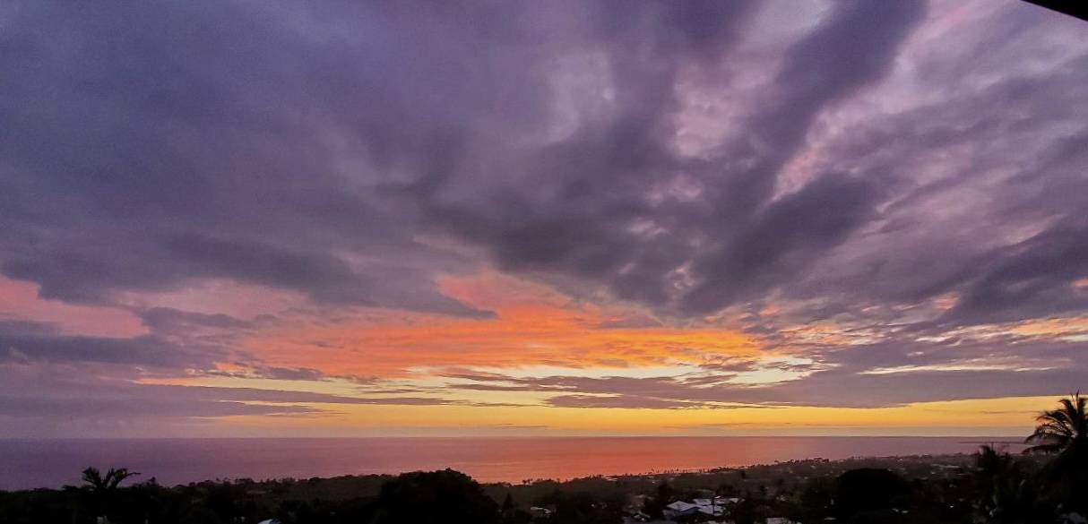 Kailua-kona, HI 96740,77-6585 SEAVIEW CIR #306