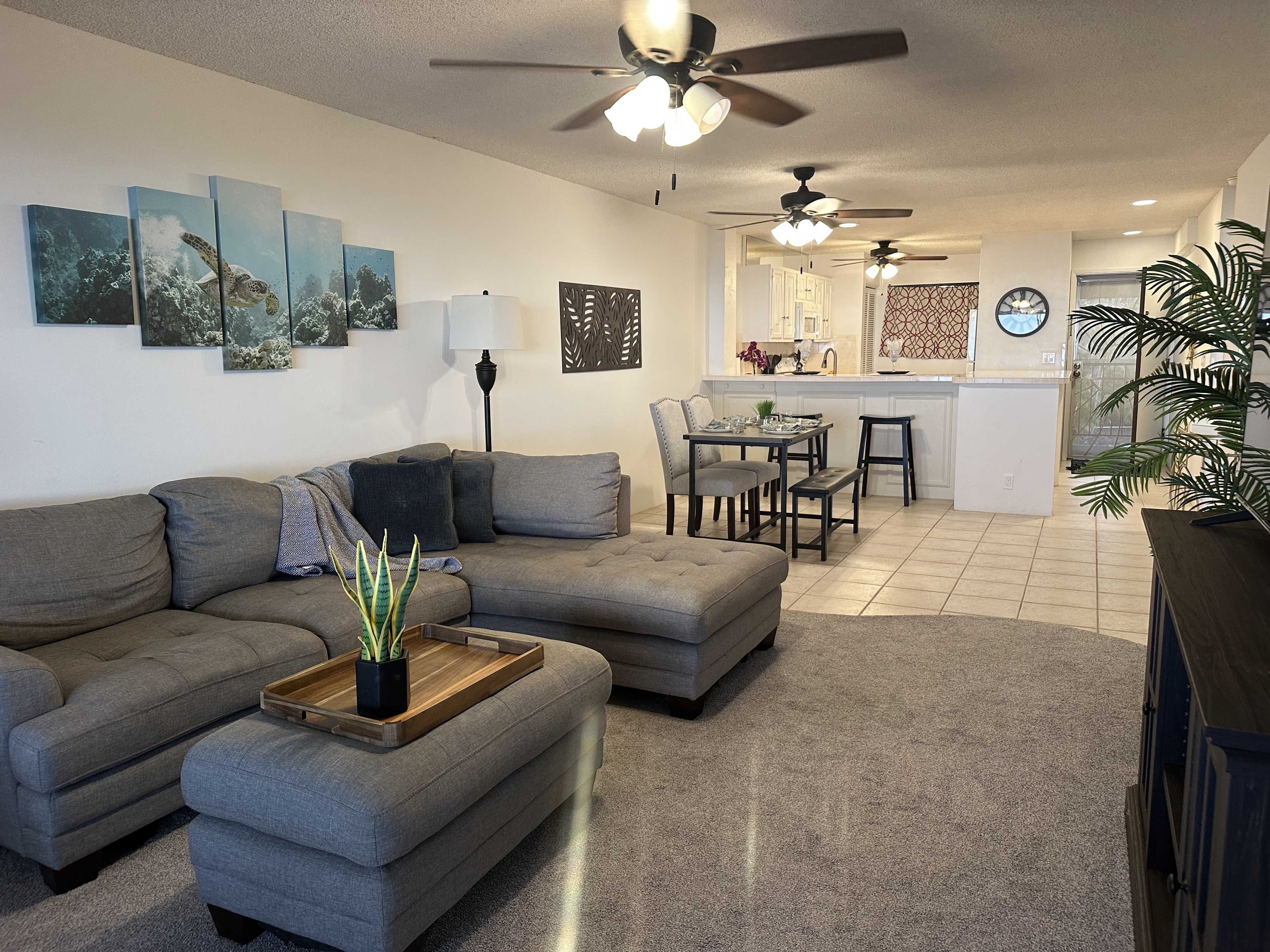 Kailua-kona, HI 96740,77-6585 SEAVIEW CIR #306