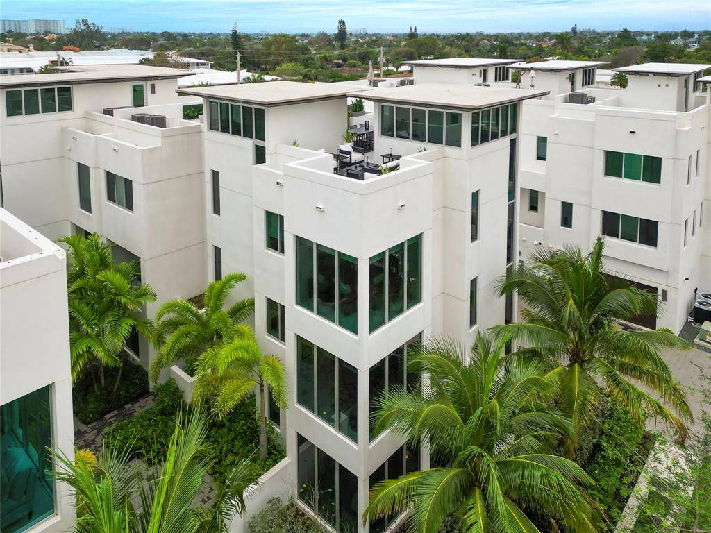 Lauderdale By The Sea, FL 33308,246 Garden Ct #246