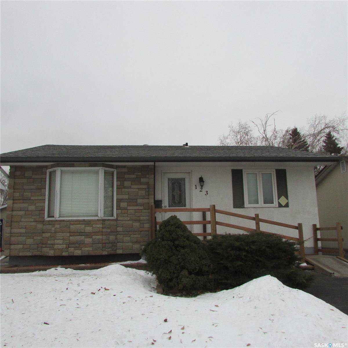 Regina, SK S4N 4S5,123 Bentley DRIVE
