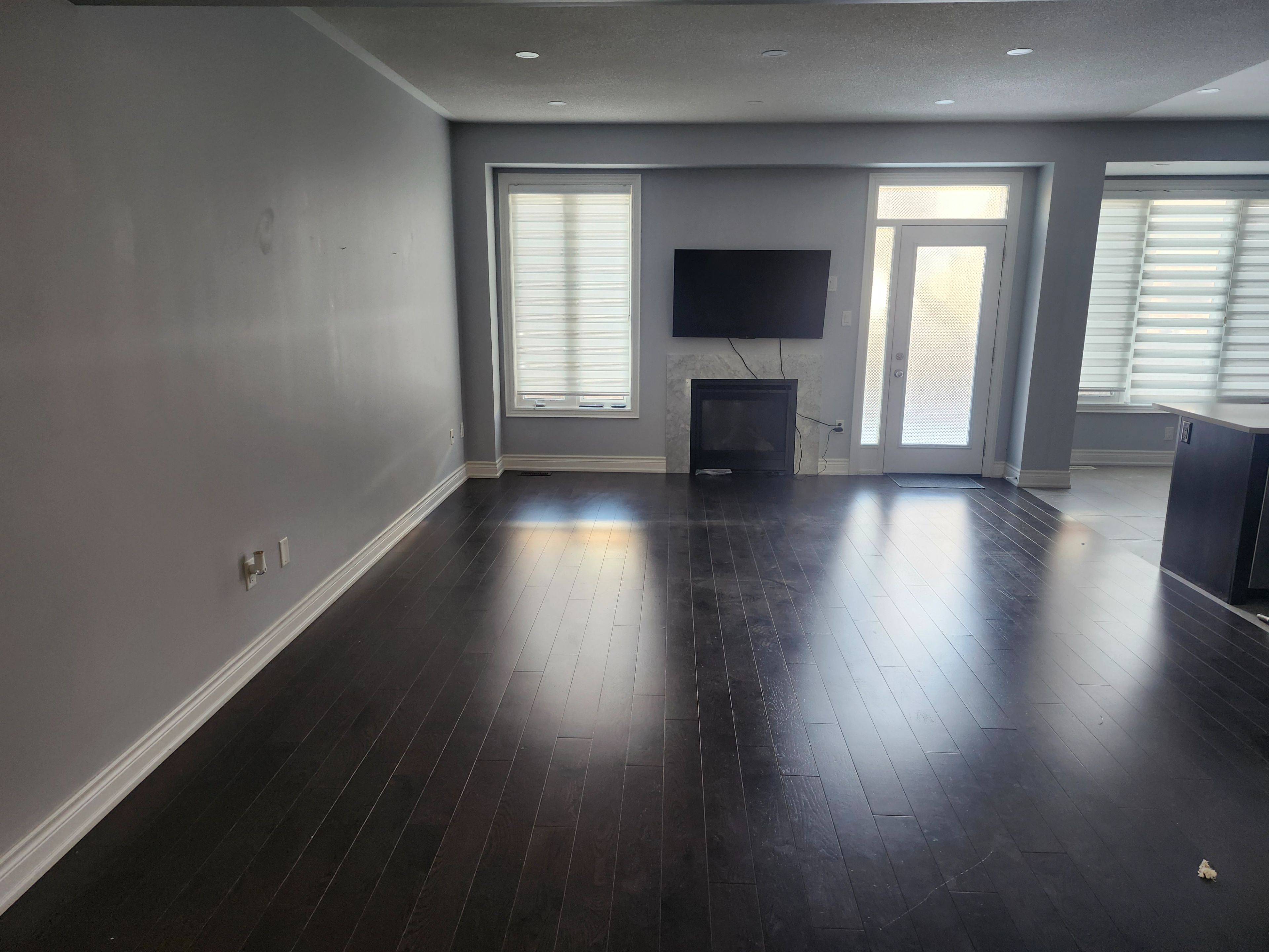 Milton, ON L9T 2X5,1221 Raspberry TER