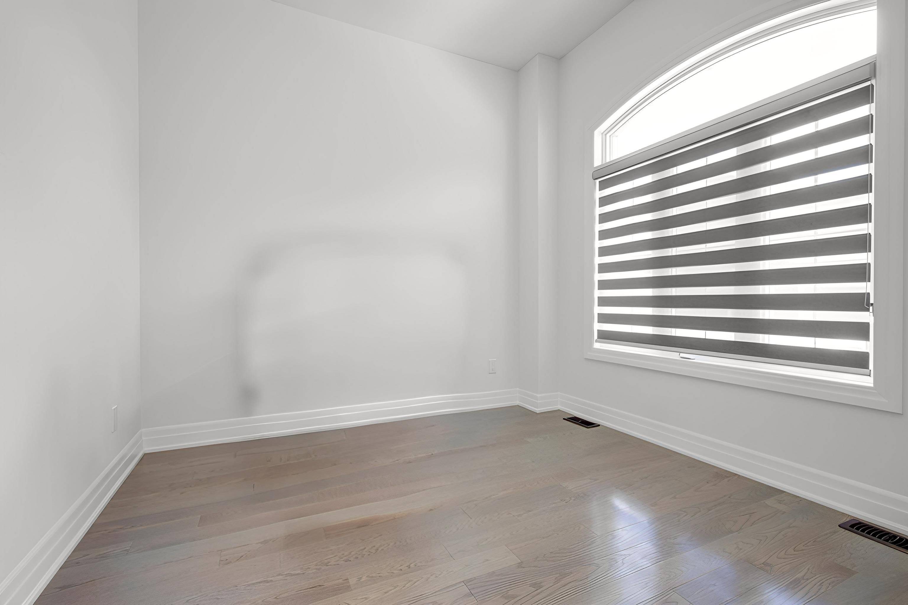 Oakville, ON L6H 0Z1,48 Viva Gardens N/A