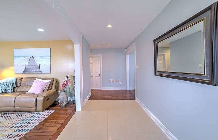 Halton Hills, ON L7G 4S7,11080 Winston Churchill BLVD #Upper