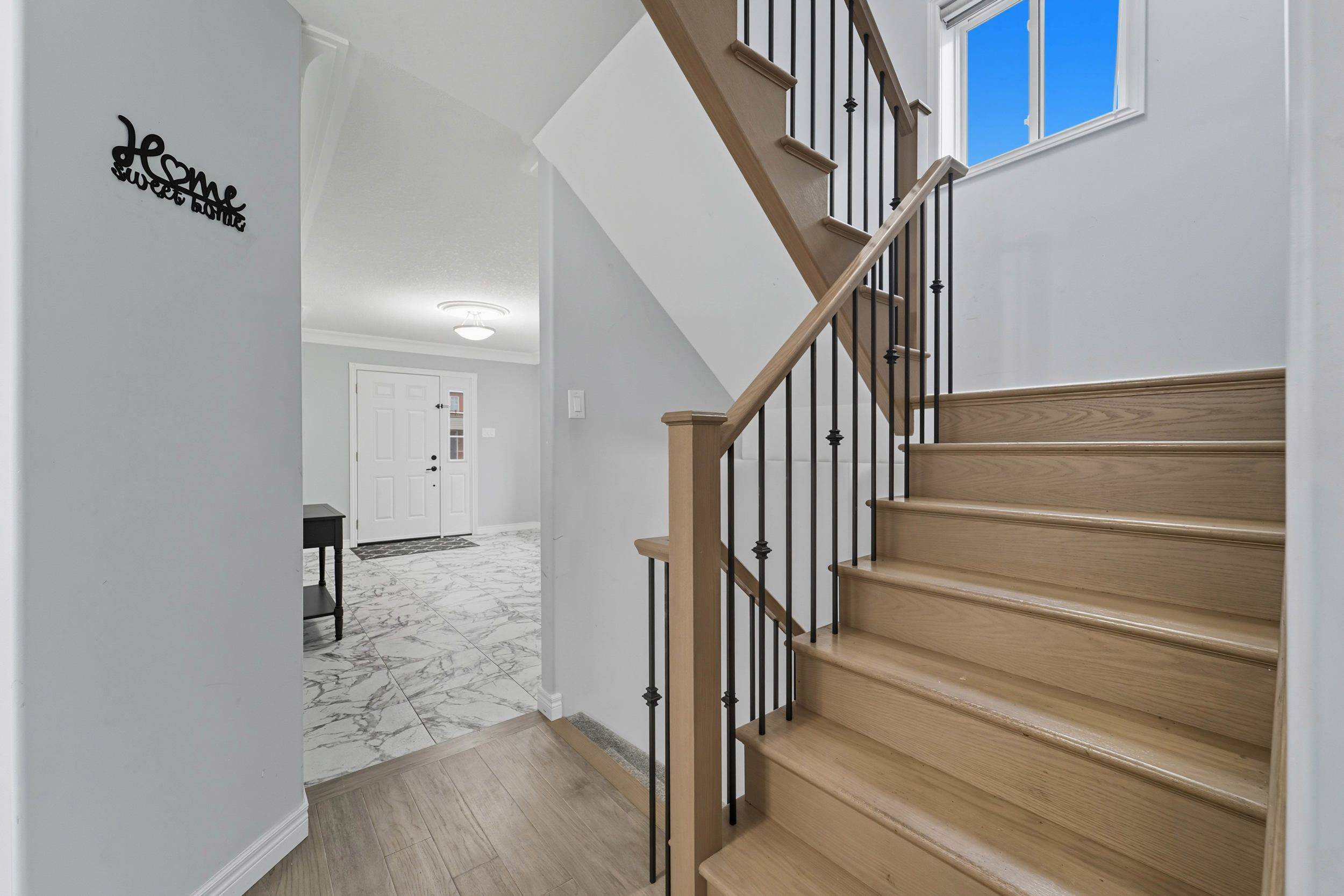 Peterborough, ON K9K 0H3,907 Bramford TER