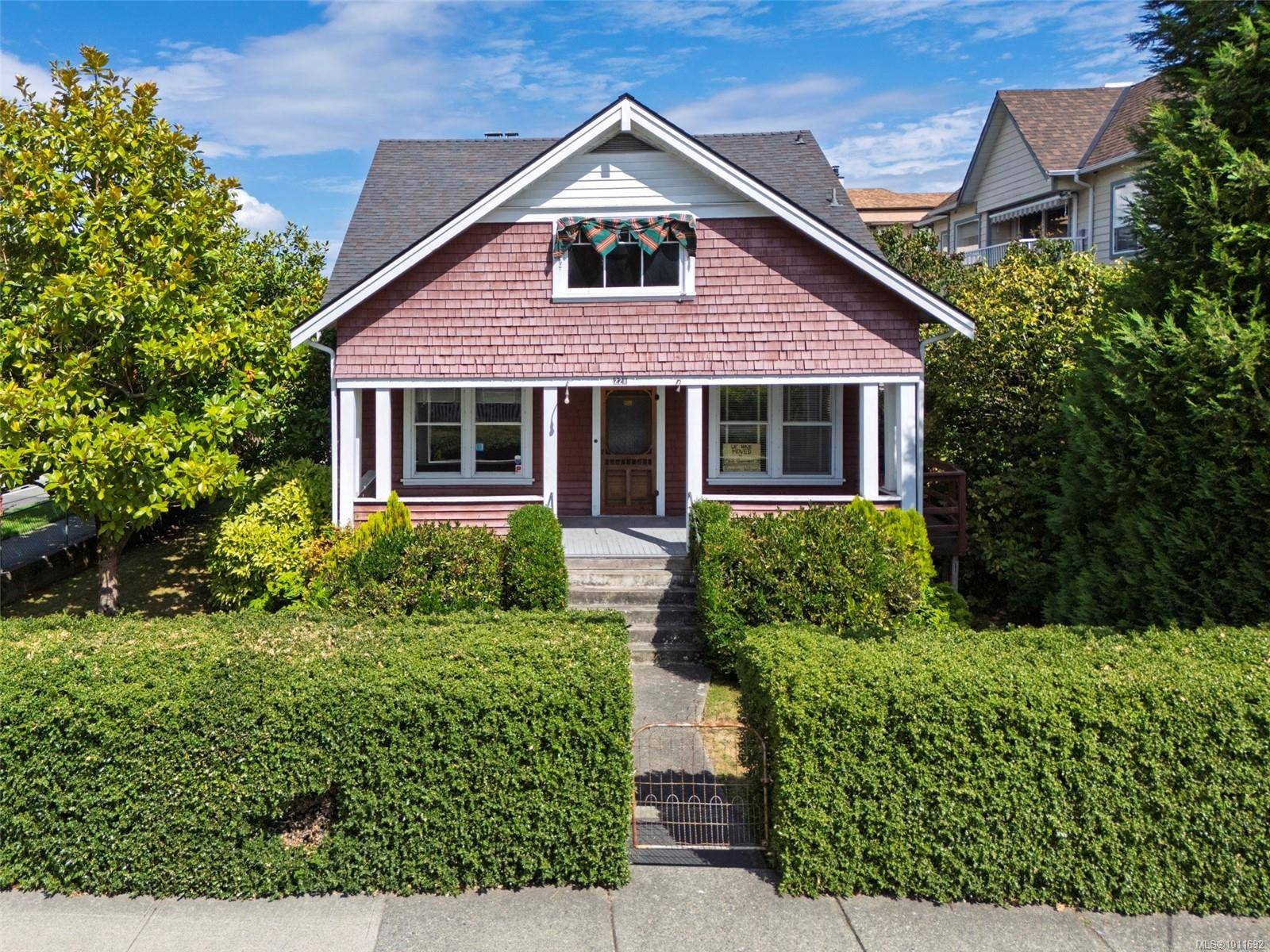 Duncan, BC V9L 2T1,221 Coronation Ave