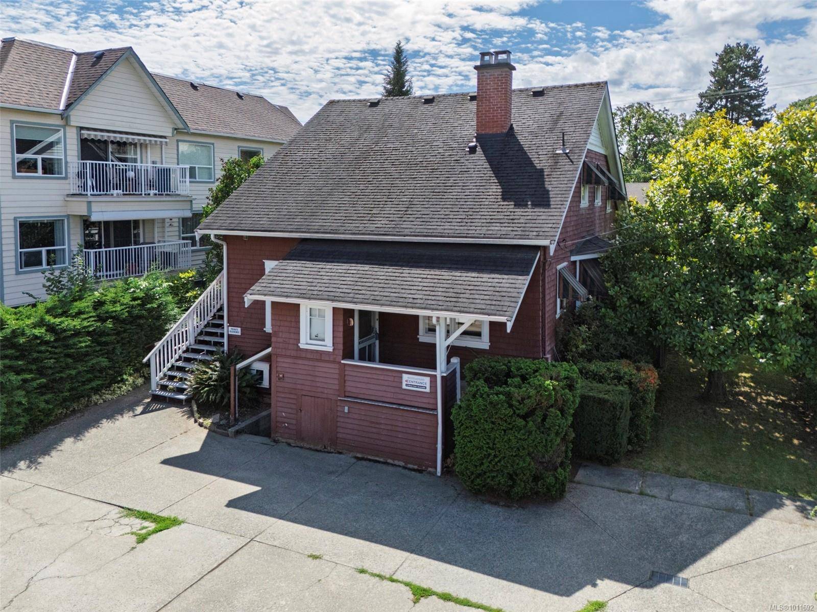 Duncan, BC V9L 2T1,221 Coronation Ave