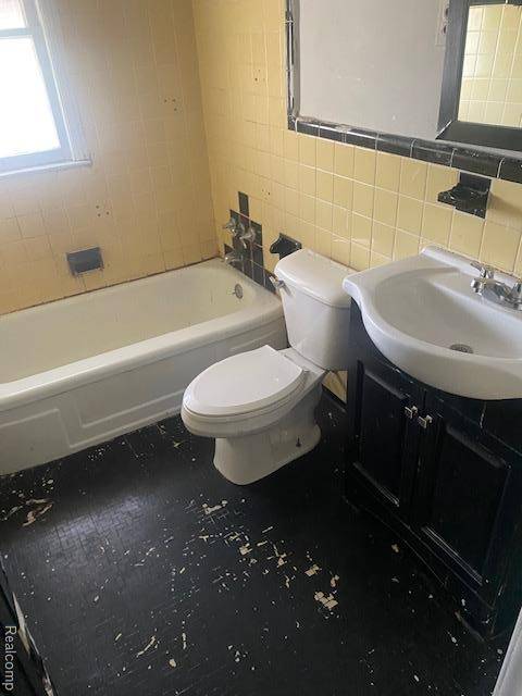 Detroit, MI 48205,14904 Eastburn ST