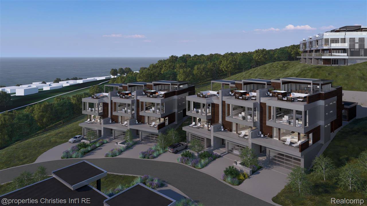 Petoskey, MI 49770,3575 Charlevoix AVE #23