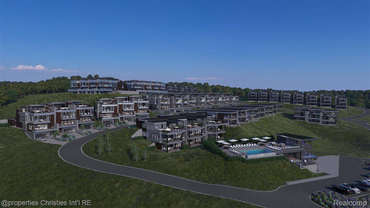 Petoskey, MI 49770,3575 Charlevoix AVE #15