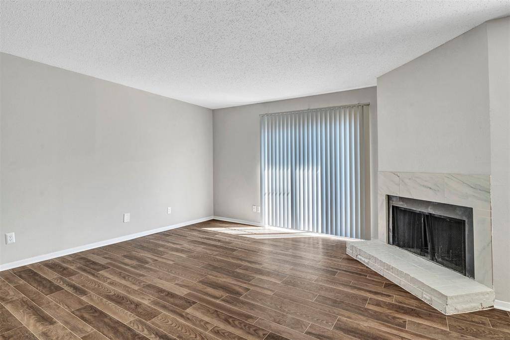 Dallas, TX 75243,11311 Audelia Road #104