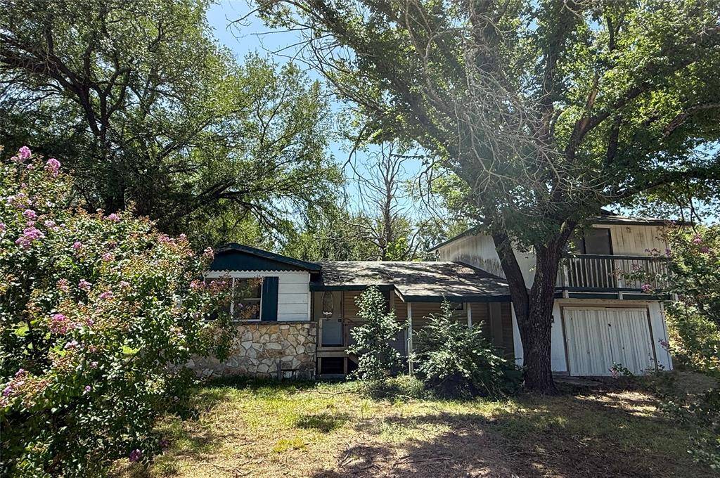 Whitney, TX 76692,116 5th Street