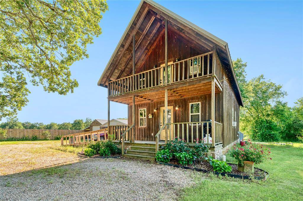 Blossom, TX 75416,700 County Road 13200