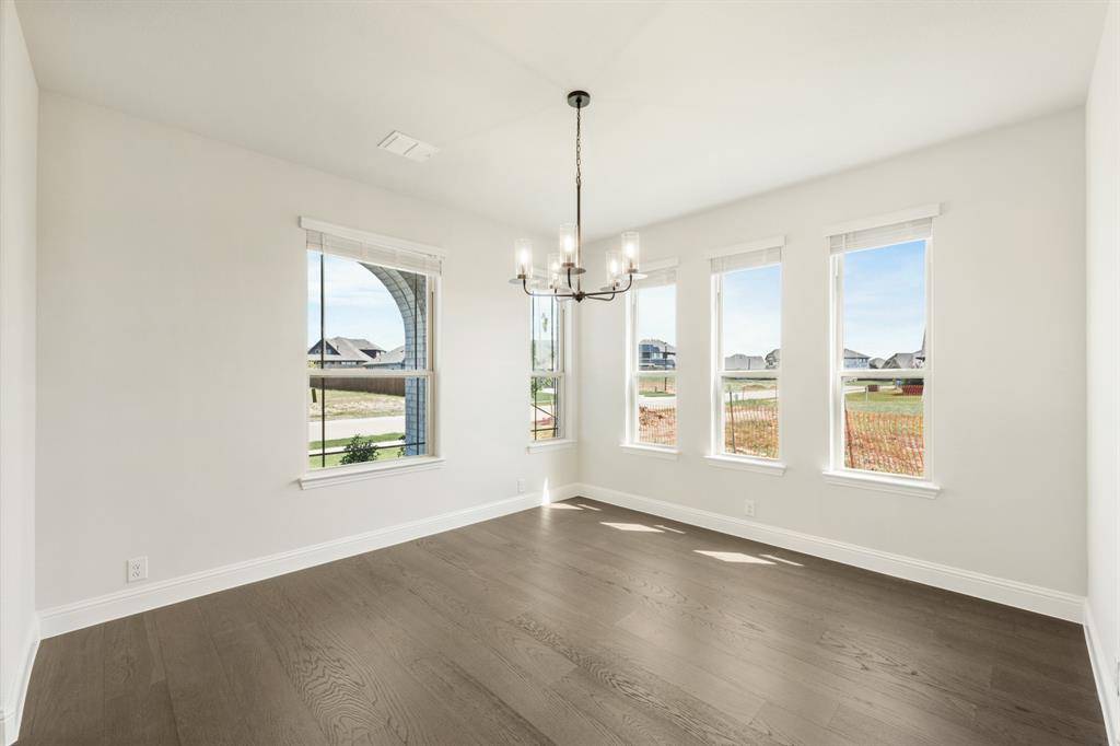 Desoto, TX 75115,936 Homestead Drive