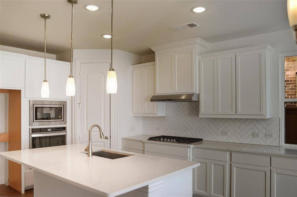 Arlington, TX 76005,4324 Smokey Quartz Ln