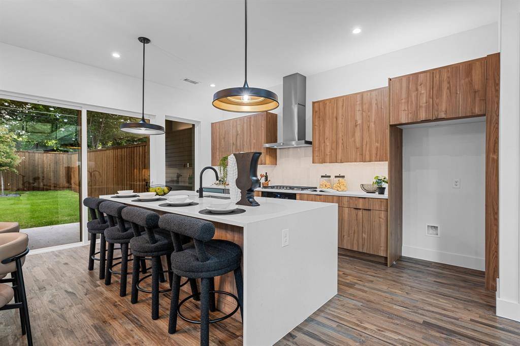 Dallas, TX 75223,1014 Grandview Avenue