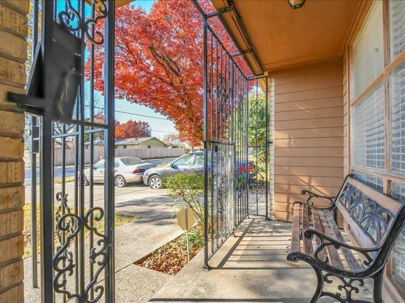 Dallas, TX 75232,509 Bluewood Drive