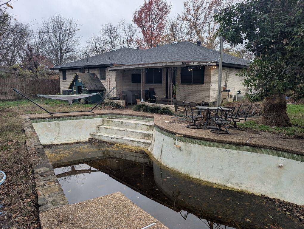 Dallas, TX 75227,8747 Mosswood Drive