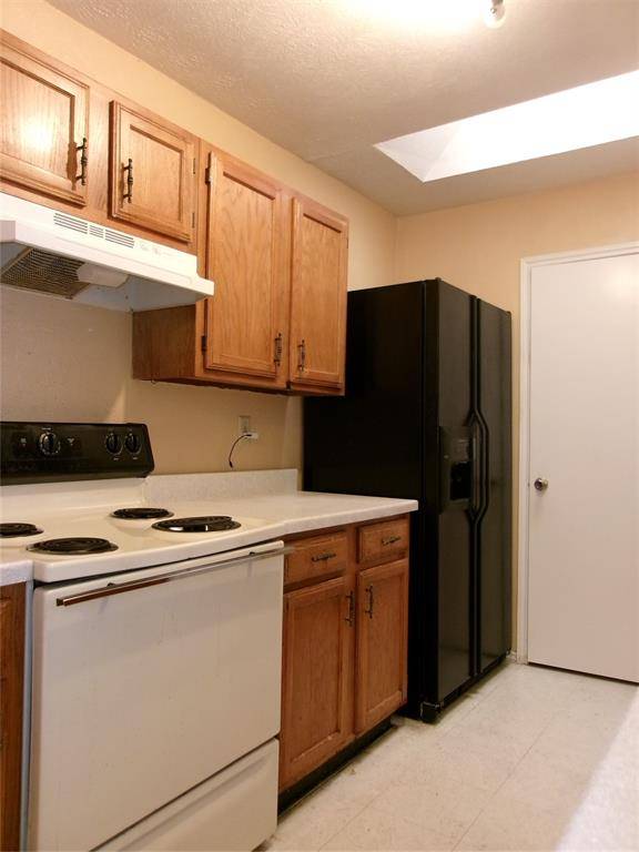 Grand Prairie, TX 75052,622 W Warrior Trail