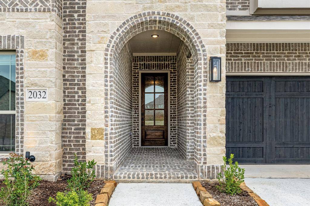 Desoto, TX 75115,2032 Picnic Creek