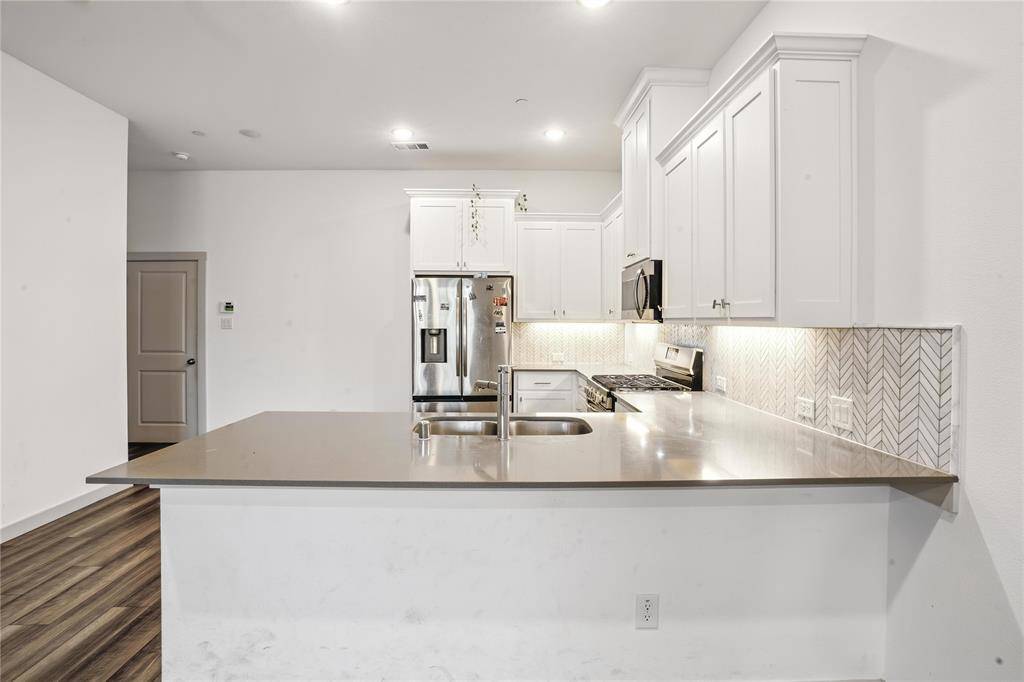 North Richland Hills, TX 76180,6441 Iron horse Boulevard