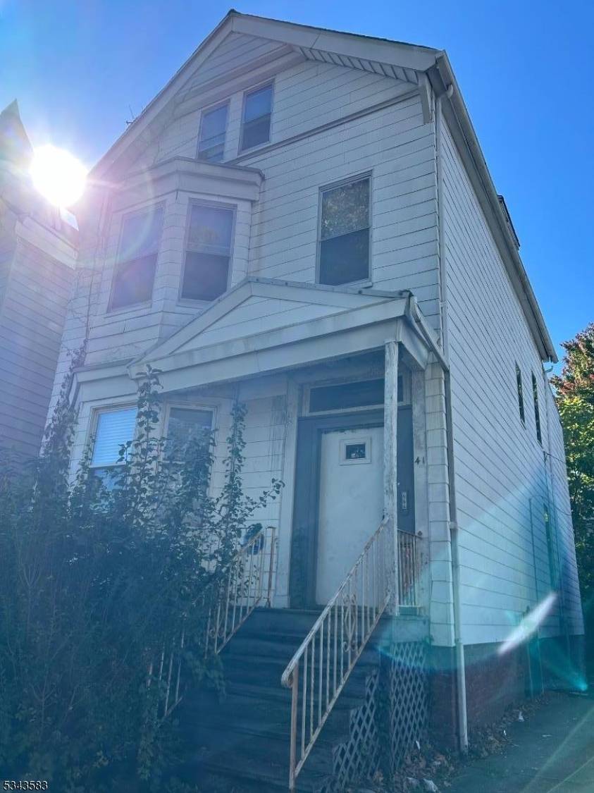 East Orange City, NJ 07018,41 9th Ave