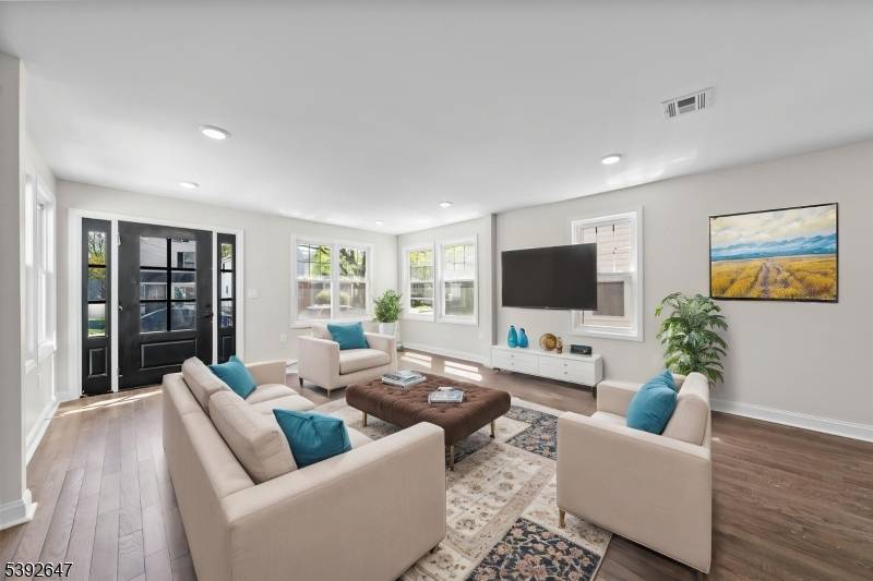 Bloomfield Twp., NJ 07003,165 Jerome Pl