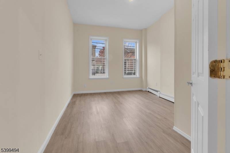 Newark City, NJ 07104,106 Peabody Pl