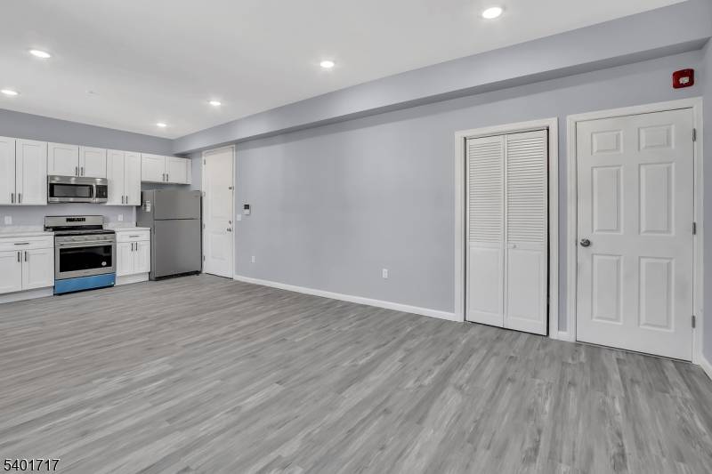 Newark City, NJ 07104,155-157 Clifton Ave