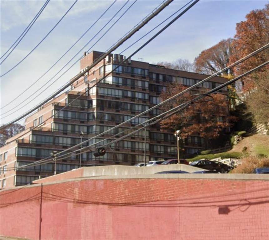 Staten  Island, NY 10304,755 Narrows RD North #501