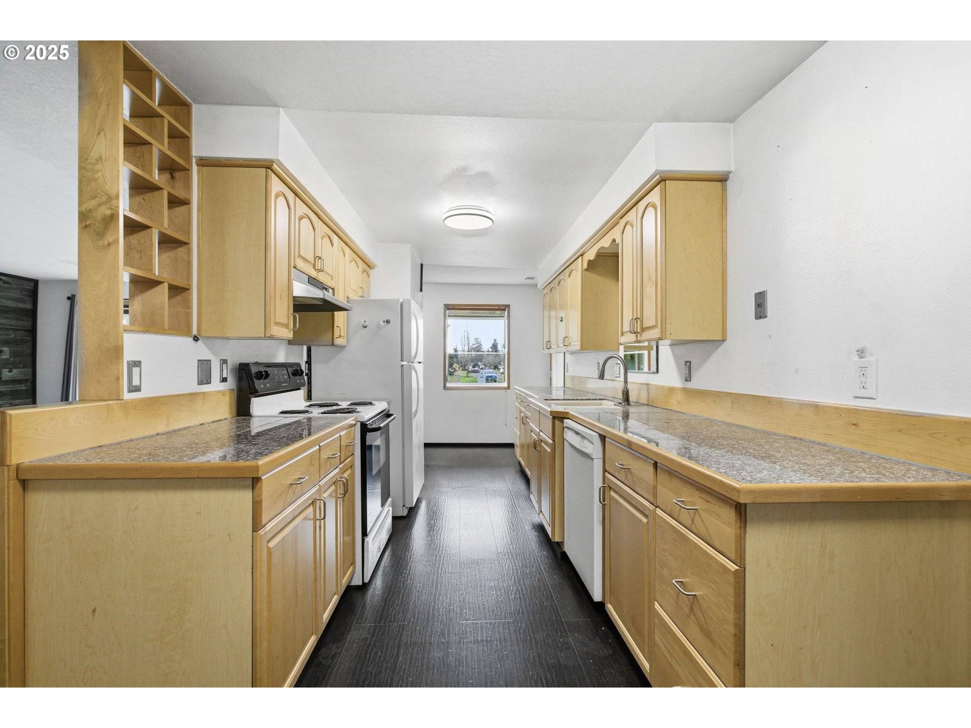 Springfield, OR 97478,777 60TH ST