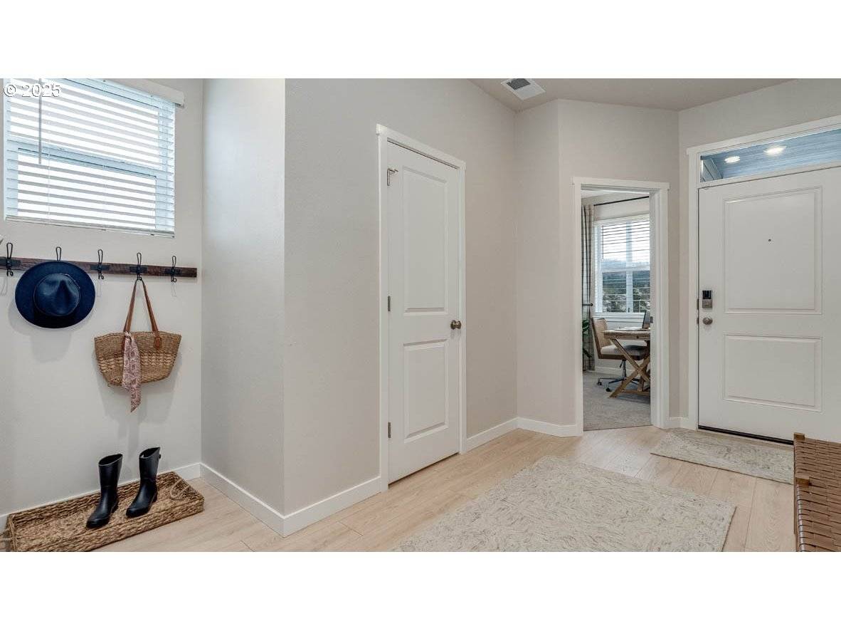 Gresham, OR 97080,3588 SW Binford AVE