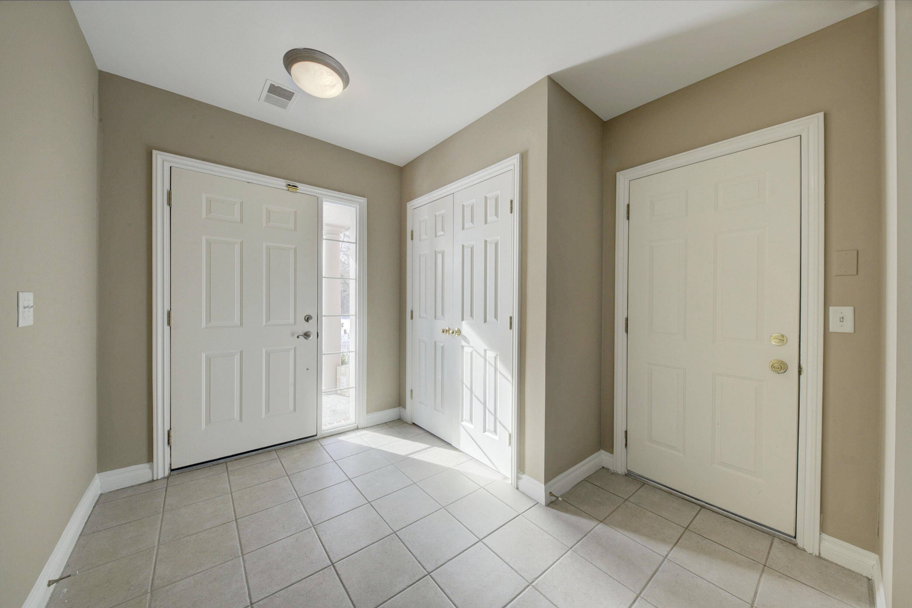 Ypsilanti, MI 48197,5788 Hampshire LN