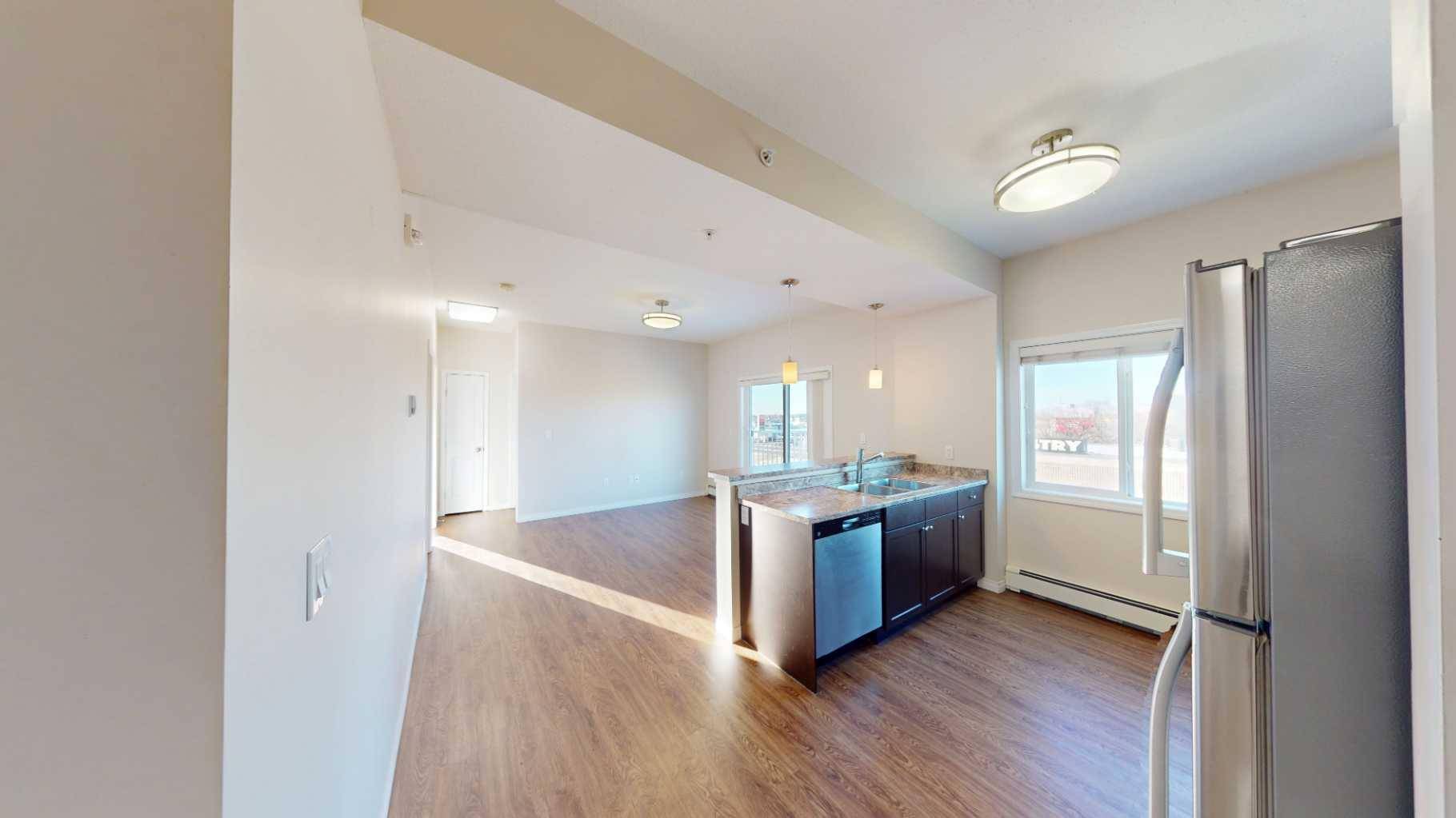 Grande Prairie, AB T8V2C1,10004 97A ST #301