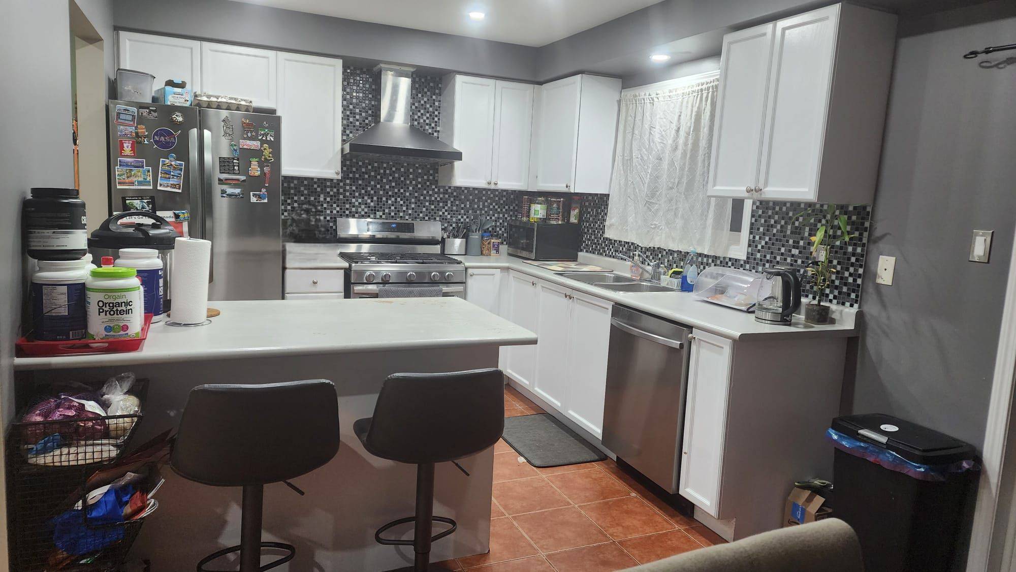 Milton, ON L9T 6S2,328 Black DR