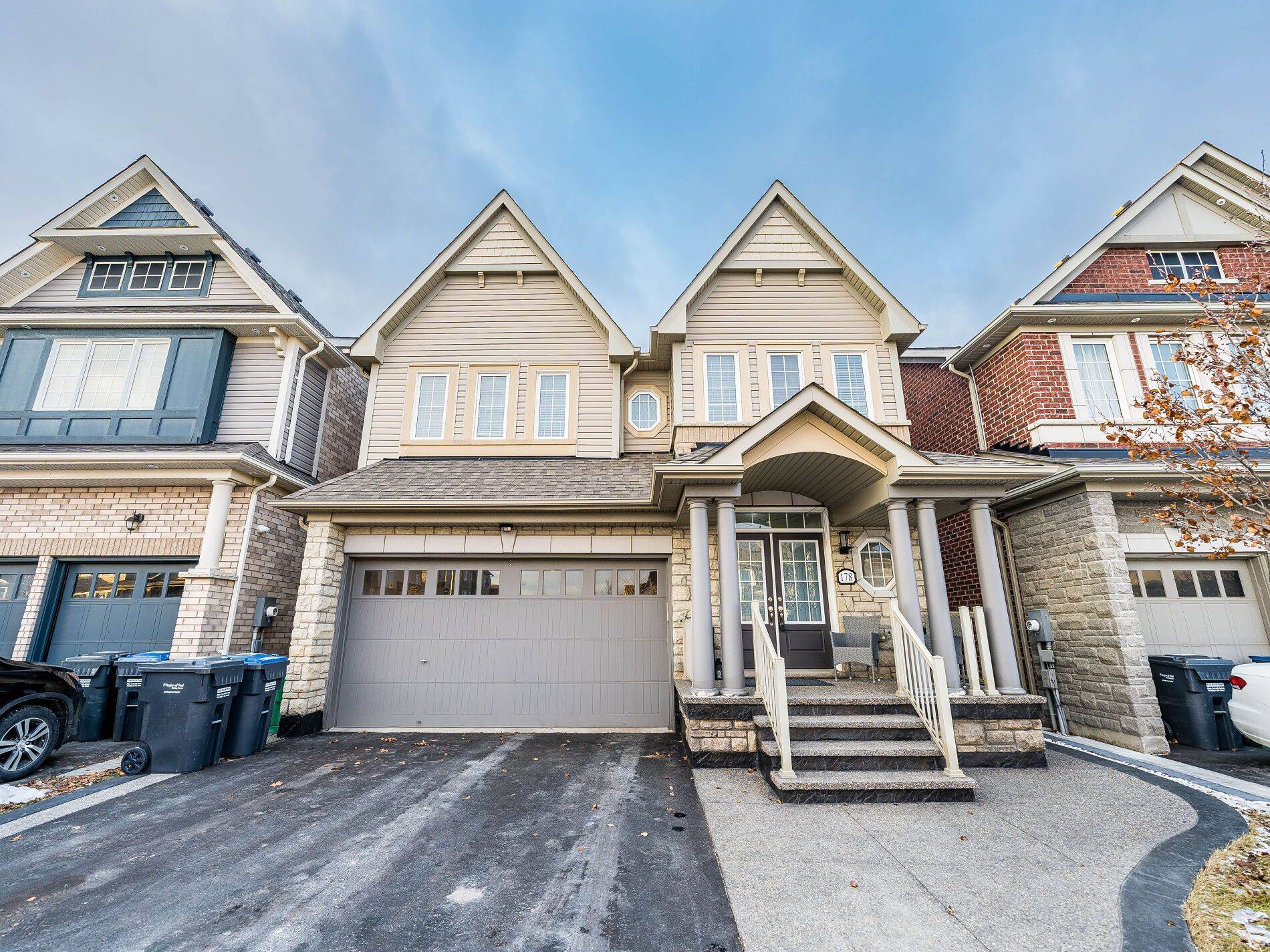 Caledon, ON L7C 4E1,178 Newhouse BLVD