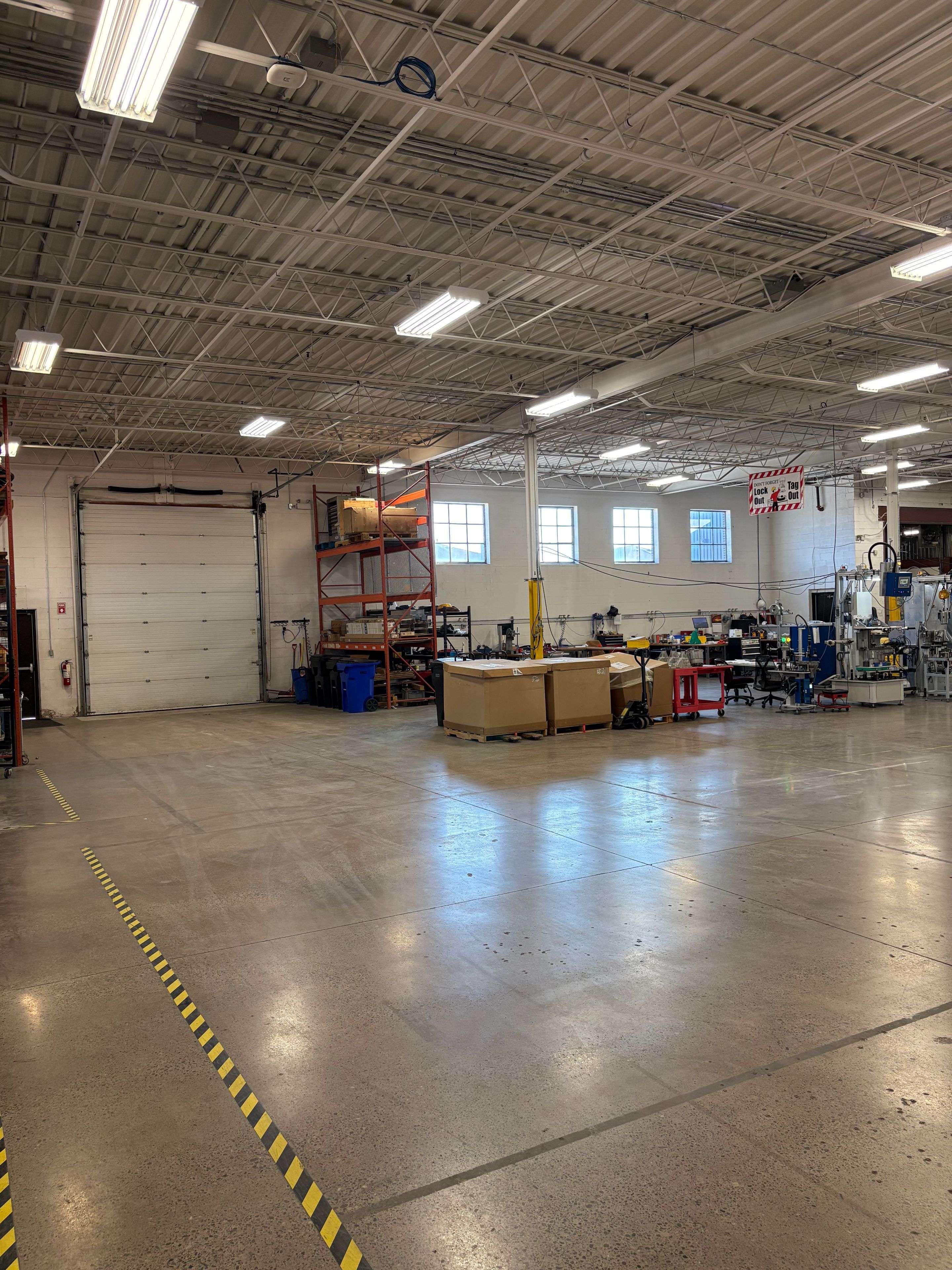 Toronto W05, ON M3N 1Y7,355 Norfinch DR