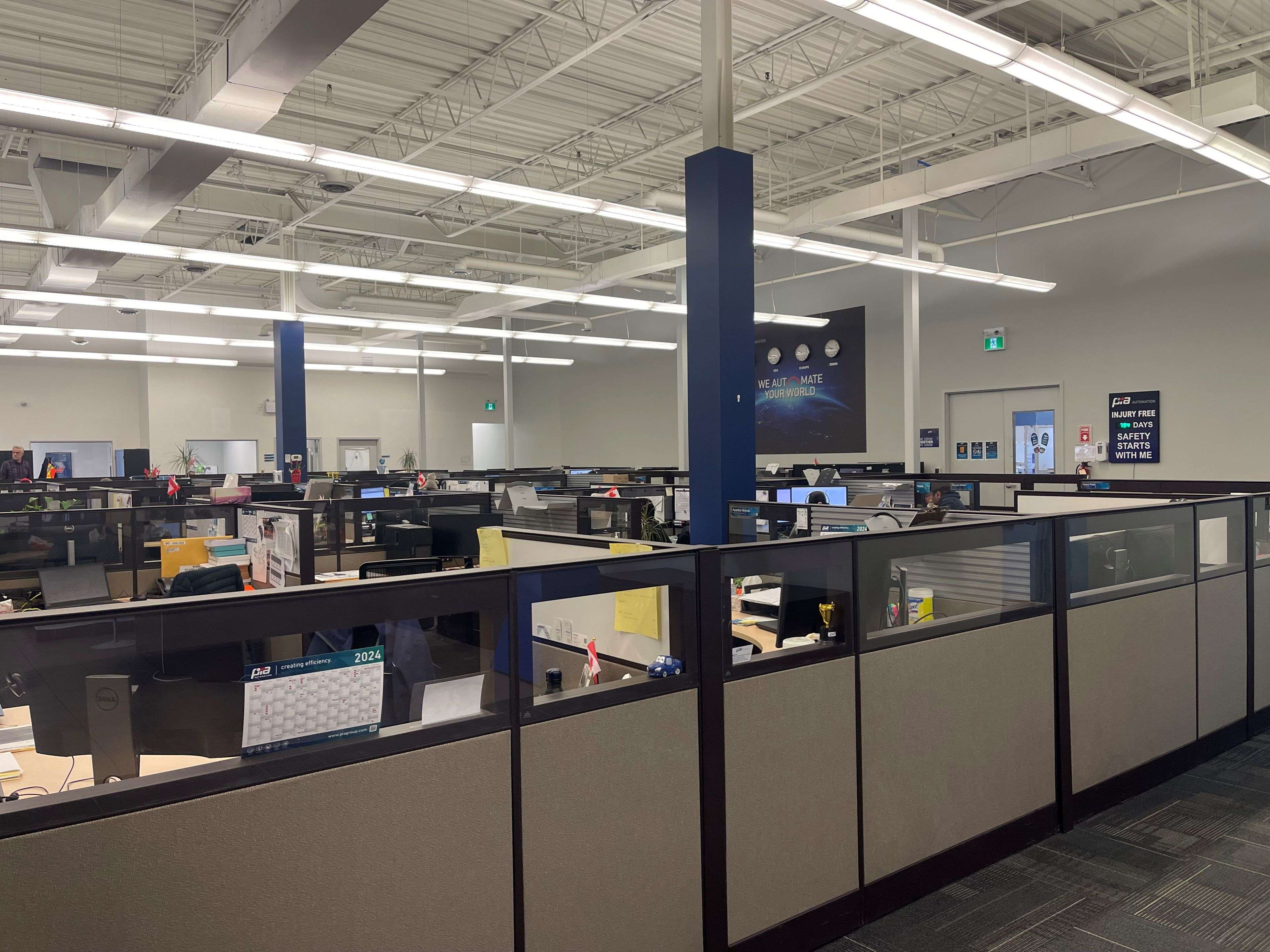 Toronto W05, ON M3N 1Y7,355 Norfinch DR