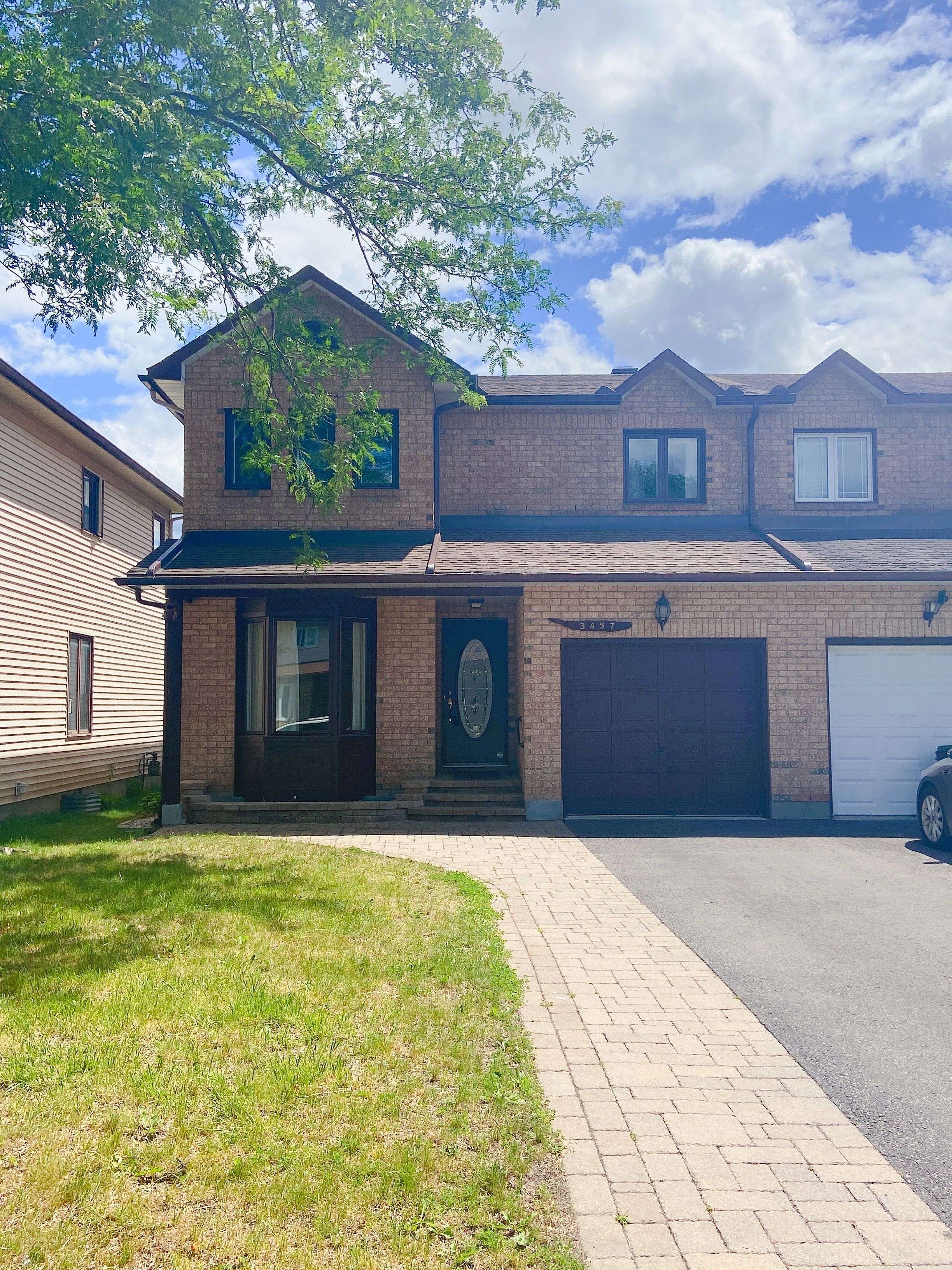 Hunt Club - Windsor Park Village And Area, ON K1V 0P4,3457 WYMAN CRES