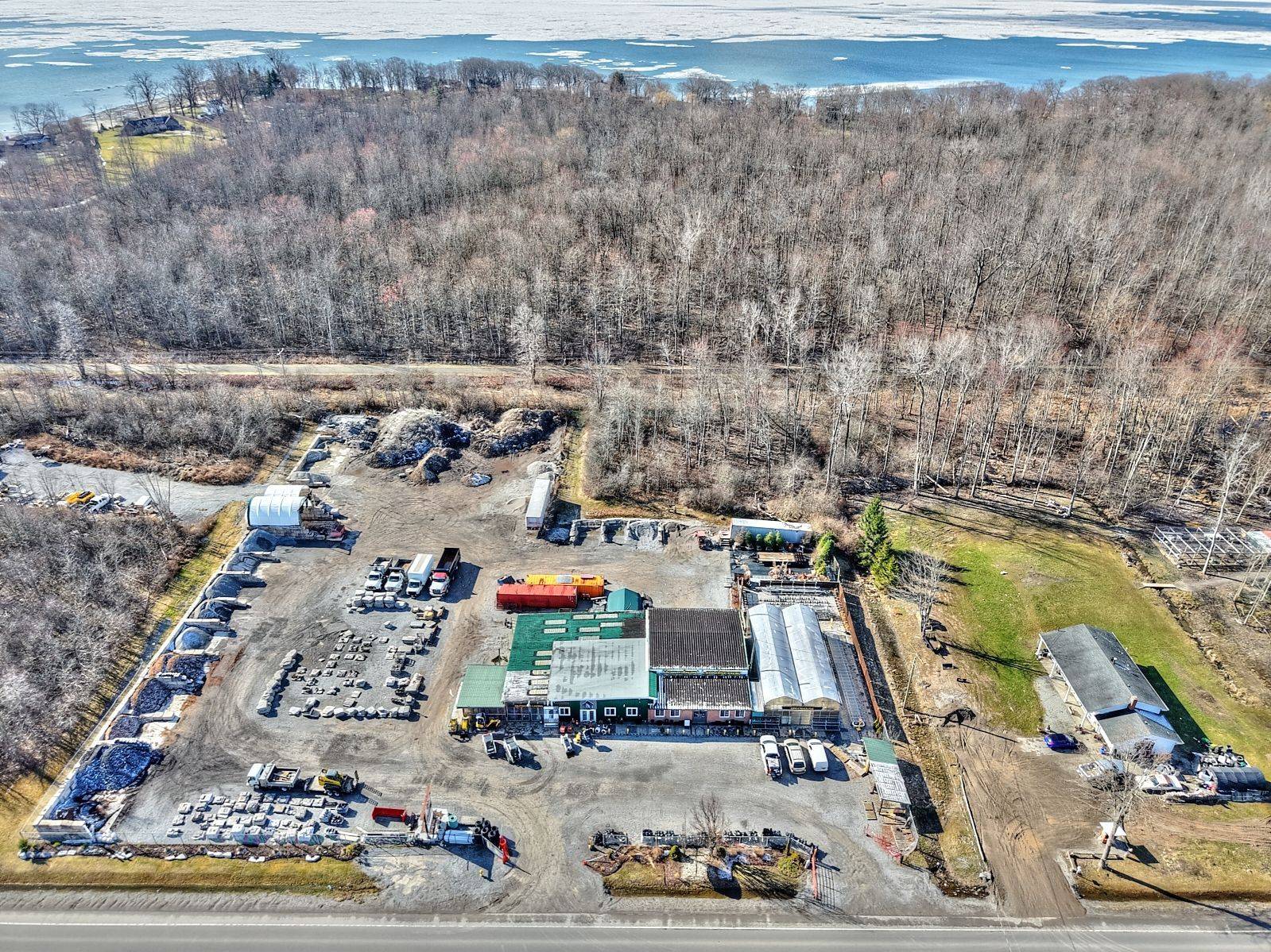 Fort Erie, ON L2A 5M4,1625 Dominion RD