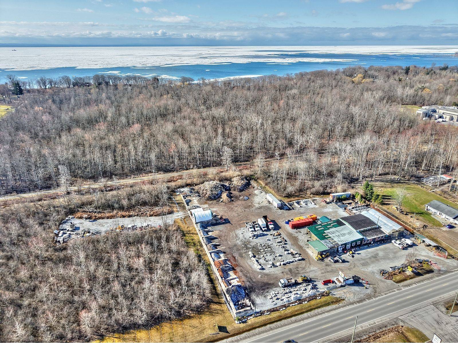 Fort Erie, ON L2A 5M4,1625 Dominion RD