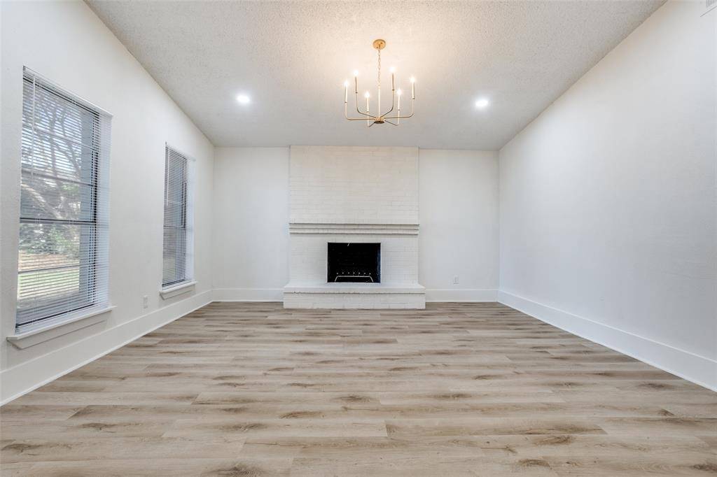 Garland, TX 75043,926 Meadowcove Circle