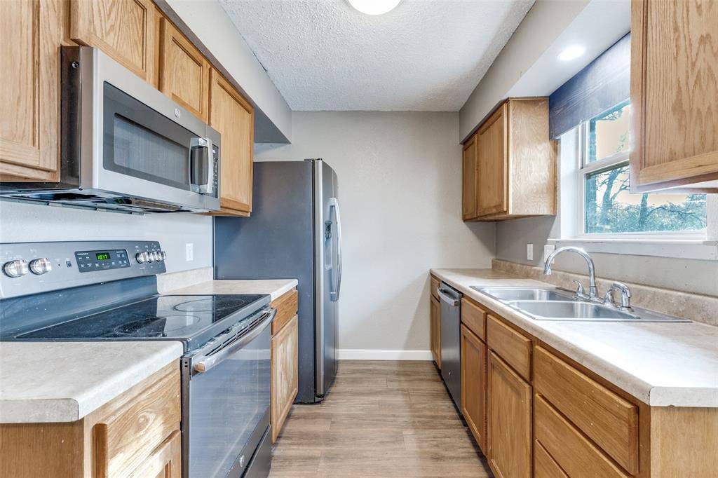 Azle, TX 76020,500 Lake Crest Parkway