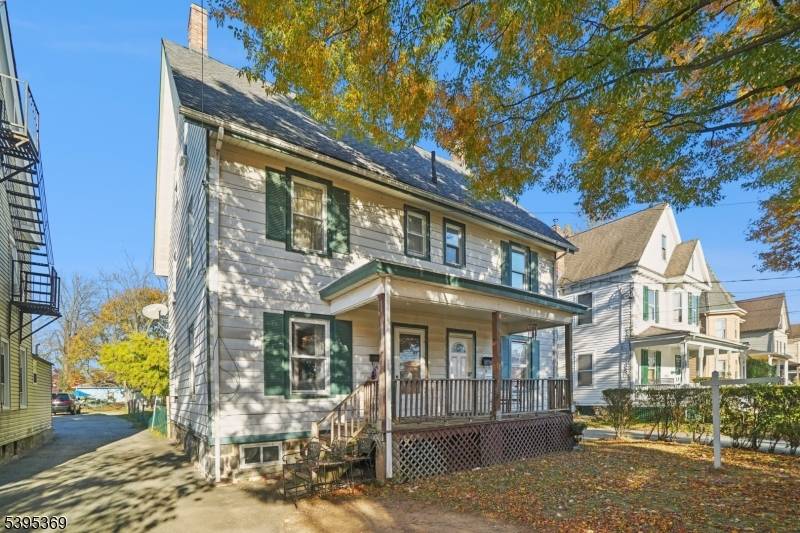 Morristown Town, NJ 07960,11 Hillairy Ave