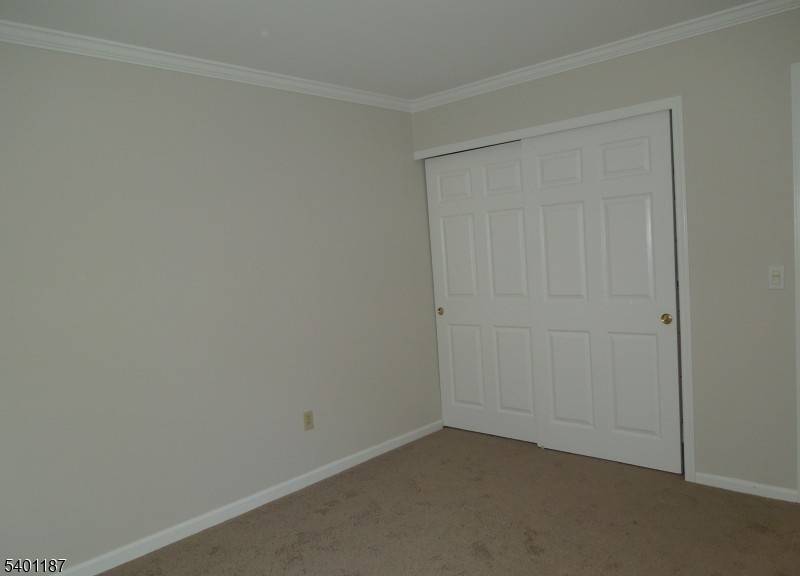 Bernards Twp., NJ 07920,121 Jamestown Rd #121