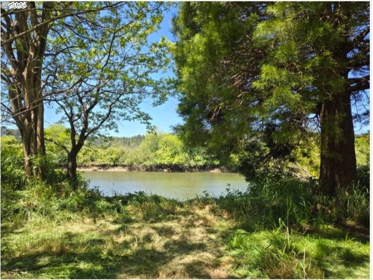 Coquille, OR 97423,0 S Hwy 42