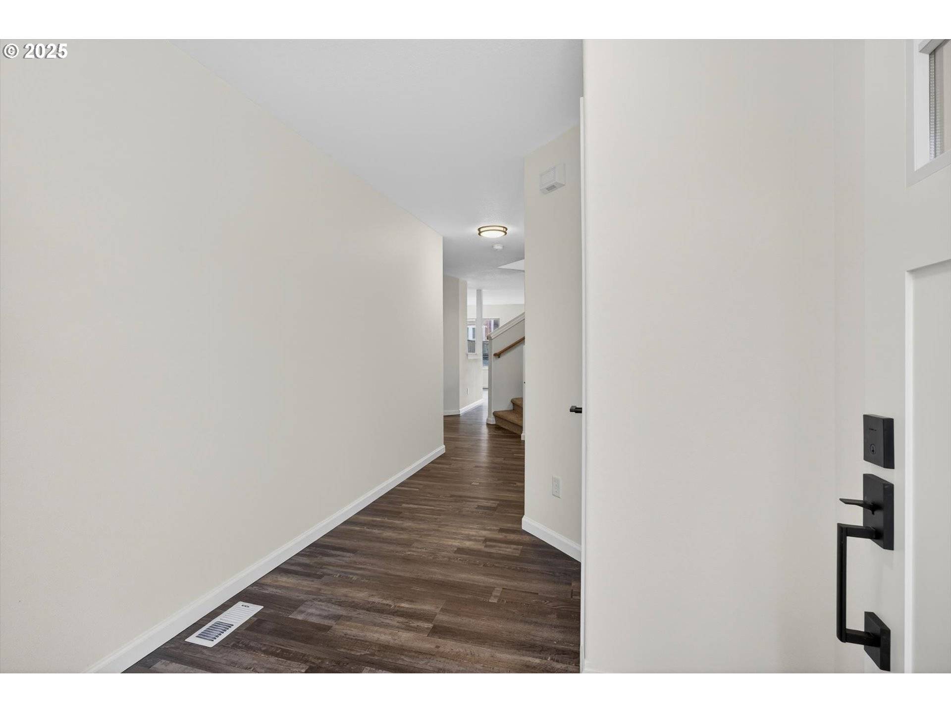 Rainier, OR 97048,808 KING DR