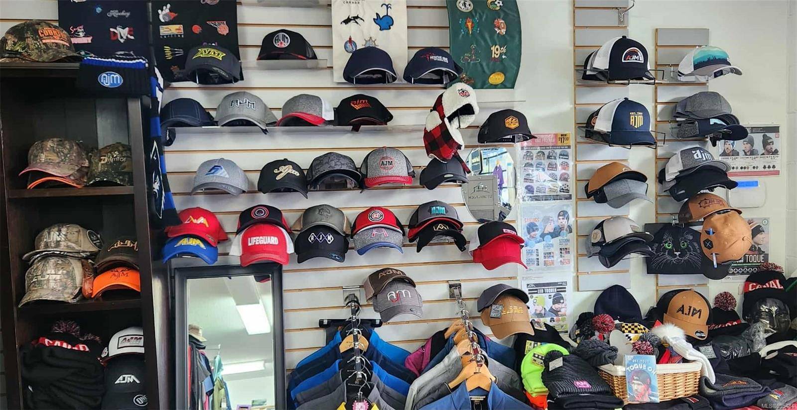 Campbell River, BC V9W 3G2,1690 Maple St