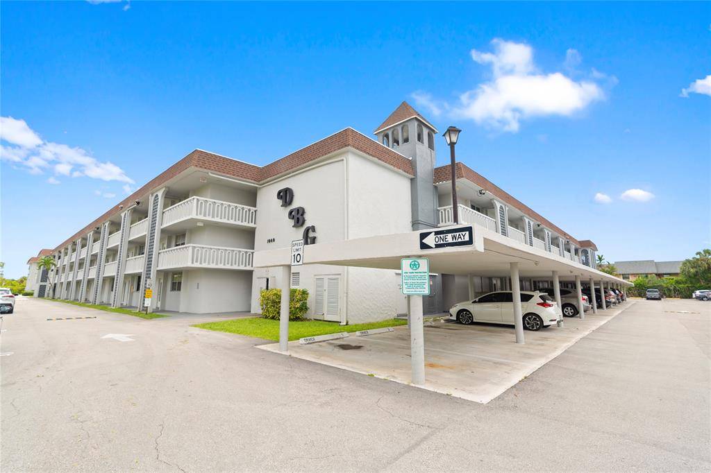 Deerfield Beach, FL 33441,1040 SE 4th Ave #229