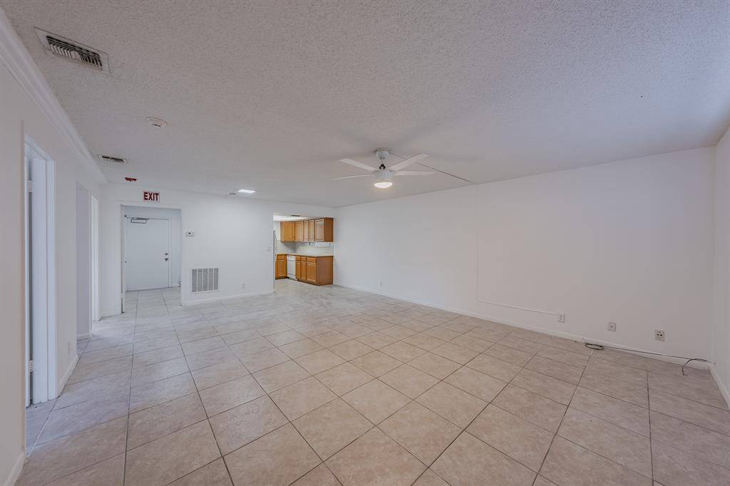 Palm Beach Gardens, FL 33410,8507 Sunset Dr Drive