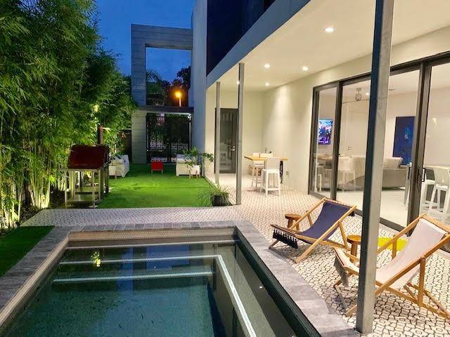 Fort Lauderdale, FL 33315,617 SW 10th St